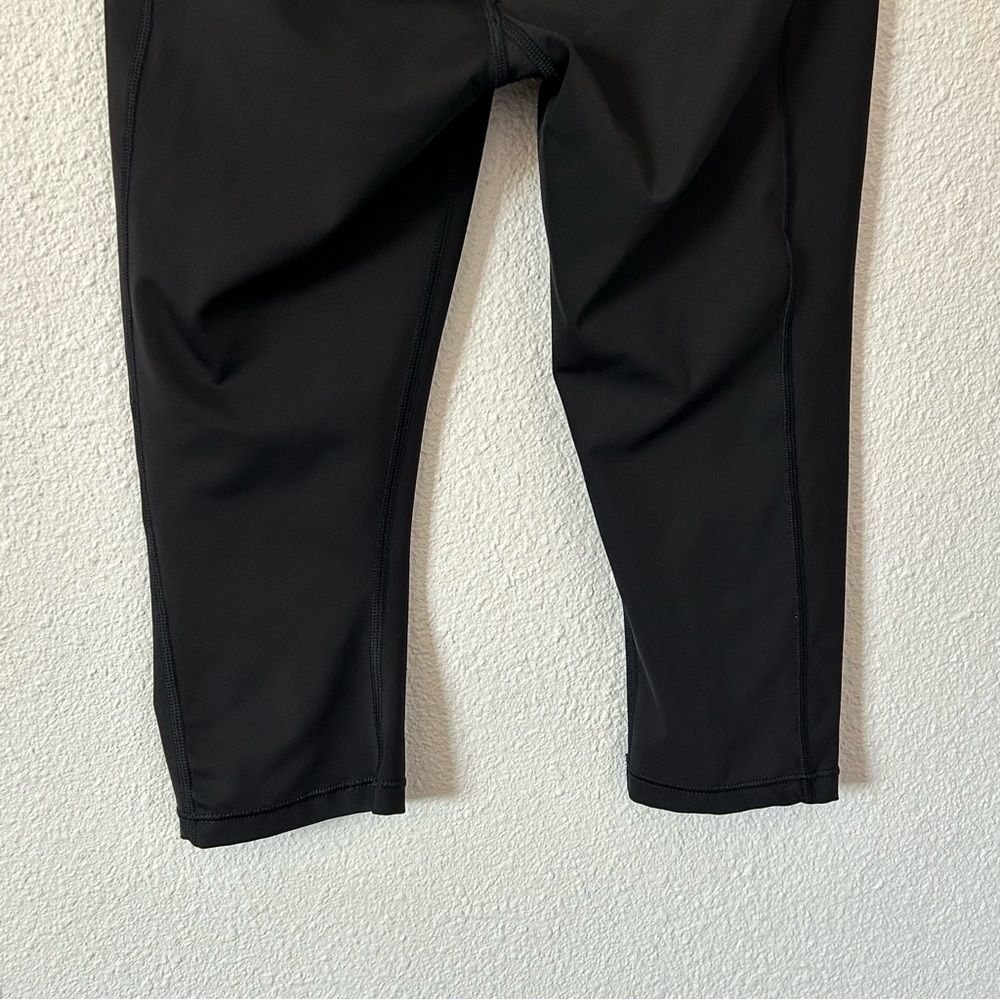 Athleta accelerate crop pant Sz M - Picture 7 of 12
